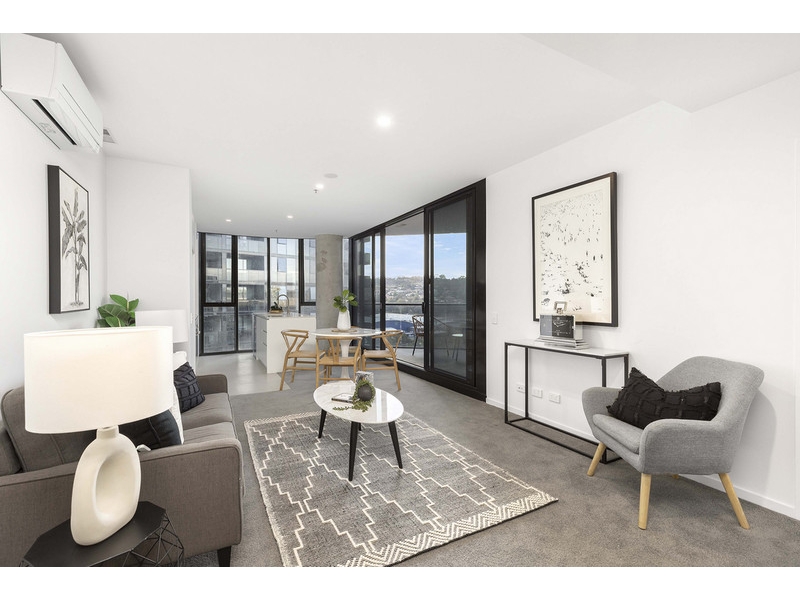 609/1 Grazier Lane, Belconnen Apartment for rent Listed by Lagan Puri