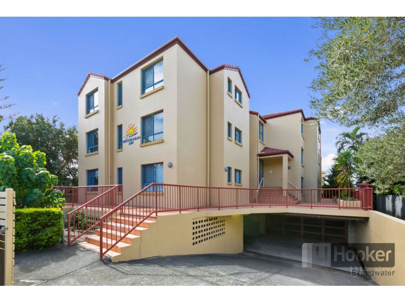 8/89 Frank Street, LABRADOR Apartment for rent Listed by Sarah Guest