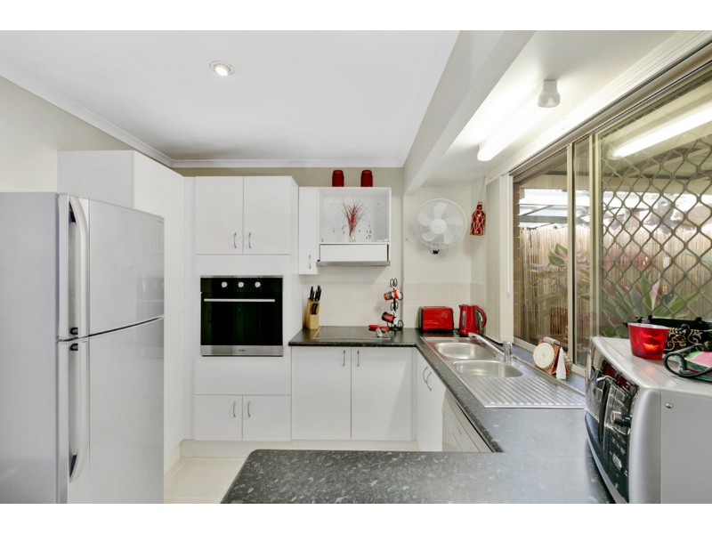 1/12 Ogilvie Crescent, NERANG Townhouse for rent Listed by The