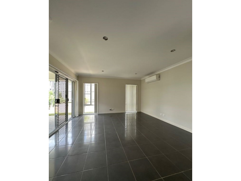 12 Babinda Street, Coomera House for rent Listed by The Leasing Team