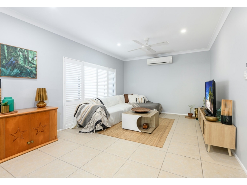 8 Shearwater Street, PORT DOUGLAS House for rent Listed by Jillian Adams of Lj Hooker Port