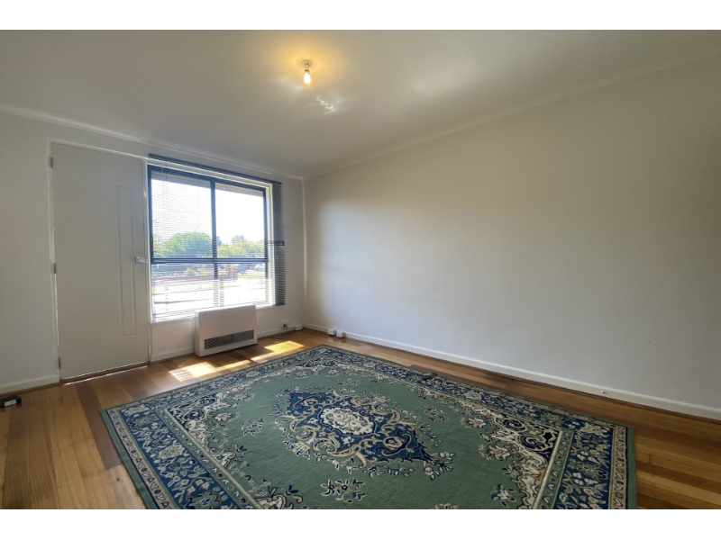 1/46 The Grove, Coburg Apartment for rent Listed by Julie Pasin of