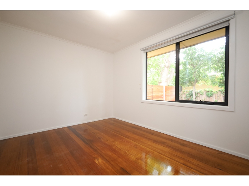 1 Mars Court, House for rent Listed by Tess Babolka of Barry