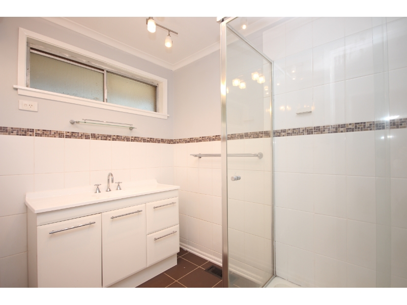 48 Kosciusko Avenue, CORIO House for rent Listed by Tess Babolka of