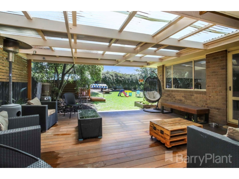 12 Chisholm Avenue, Attwood House for rent Listed by Dion Dibella of Barry Plant Gladstone