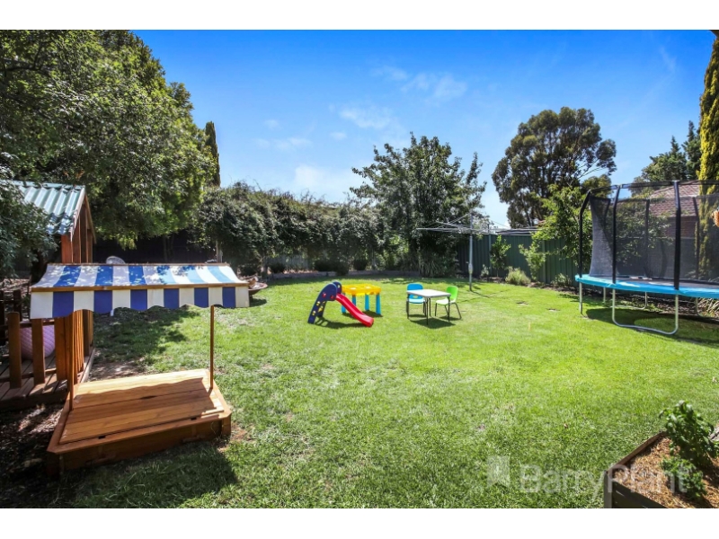 12 Chisholm Avenue, Attwood House for rent Listed by Dion Dibella of Barry Plant Gladstone