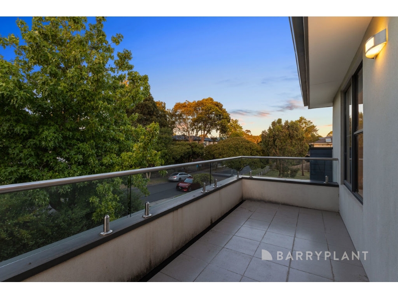 1/30 Baily Street, Mount Waverley Townhouse for rent Listed by Stella