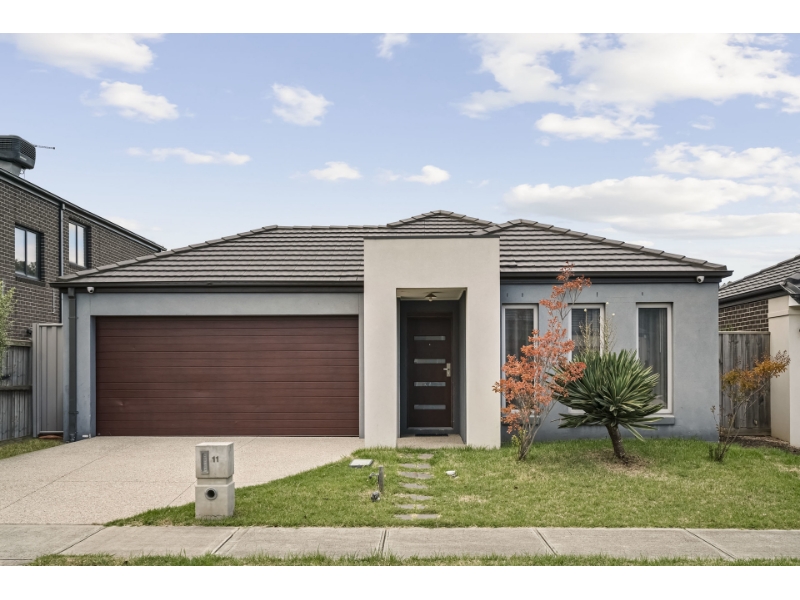 11 Toddington Avenue, Williams Landing House for rent Listed by Simon