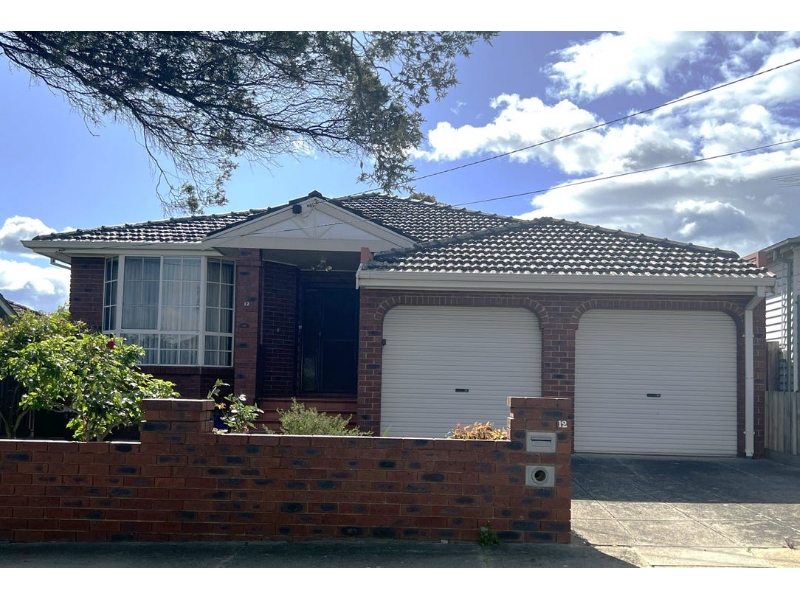 12 Tynan Street, Preston House for rent Listed by Shelli Martin of