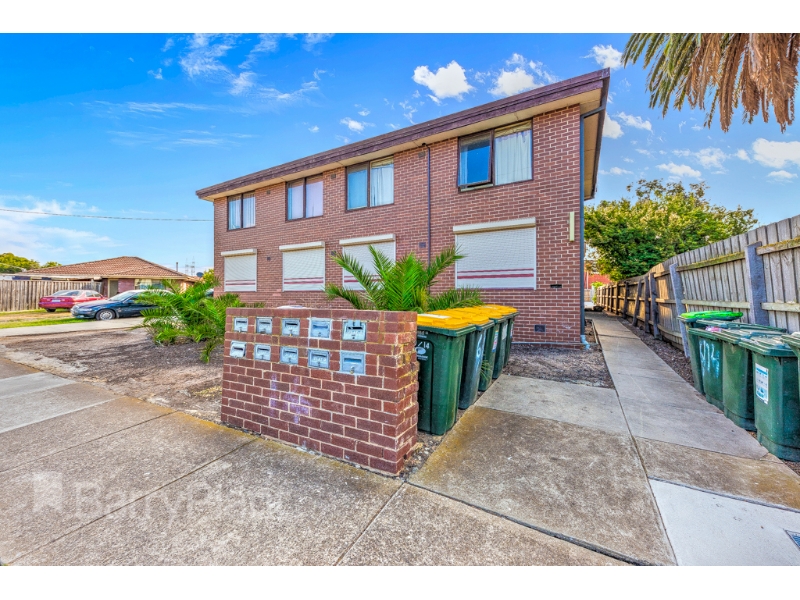 4/14 Percy Street, St Albans Apartment for rent Listed by Peter D