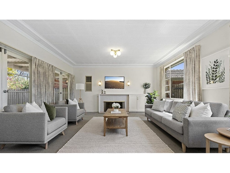 20 Cratloe Road, MOUNT WAVERLEY House for rent Listed by Sienna