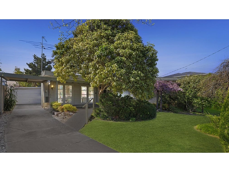 20 Cratloe Road, MOUNT WAVERLEY House for rent Listed by Sienna