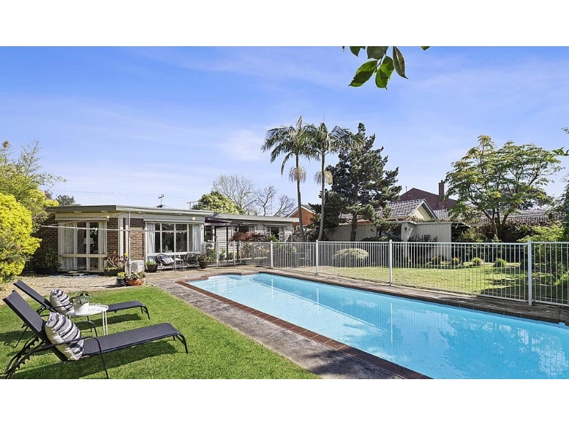 20 Cratloe Road, MOUNT WAVERLEY House for rent Listed by Sienna