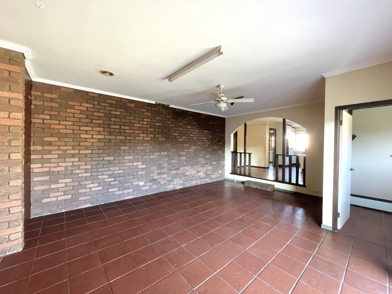 49 Sherbrooke Avenue, OAKLEIGH SOUTH House for rent Listed by Sienna