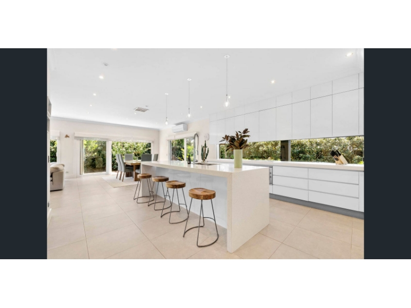27 Mernda Avenue, BONBEACH House for rent Listed by Jana Fullaway of