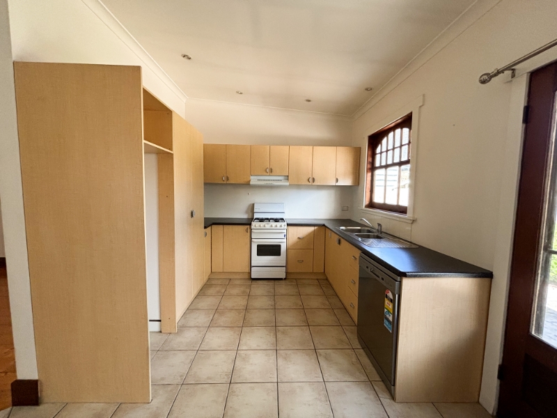 105 Waratah Street, GEELONG WEST House for rent Listed by Bronte