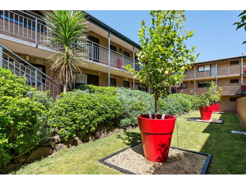 15/3 Herbert Street, ST KILDA Apartment for rent Listed by Kerttu