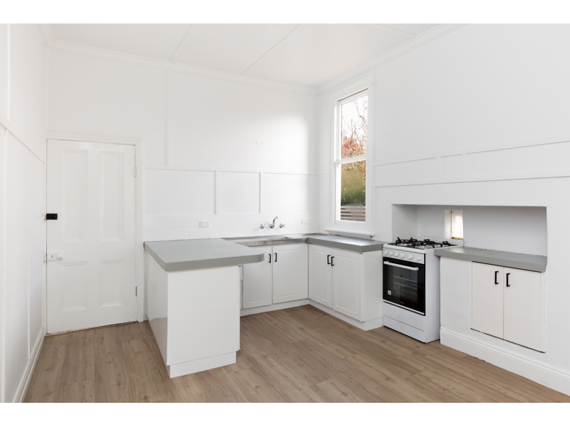 5 Duke Street, NEWINGTON House for rent Listed by Buxton Ballarat Leasing of Buxton Ballarat