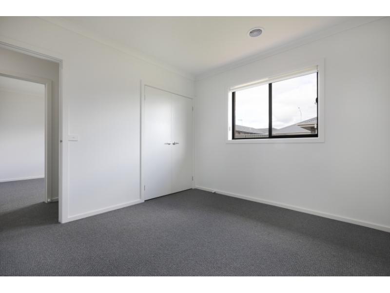 59 Crowther Drive, LUCAS House for rent Listed by Buxton Ballarat