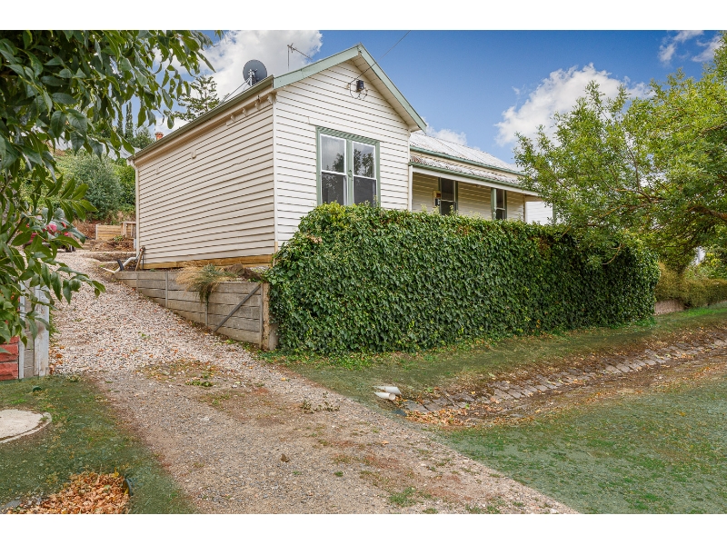 114B Hickman Street, Ballarat Central House for rent Listed by Buxton