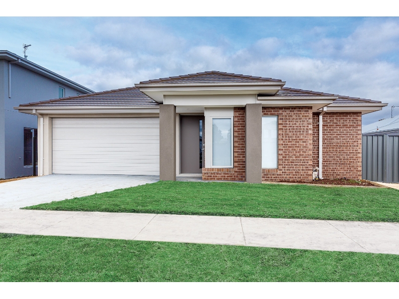 9 Hutchinson Drive, LUCAS House for rent Listed by Buxton Ballarat