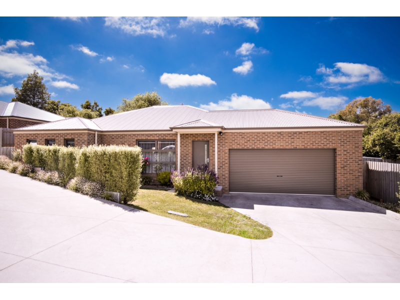 8 Kitchen Court, BALLARAT NORTH House for rent Listed by Buxton