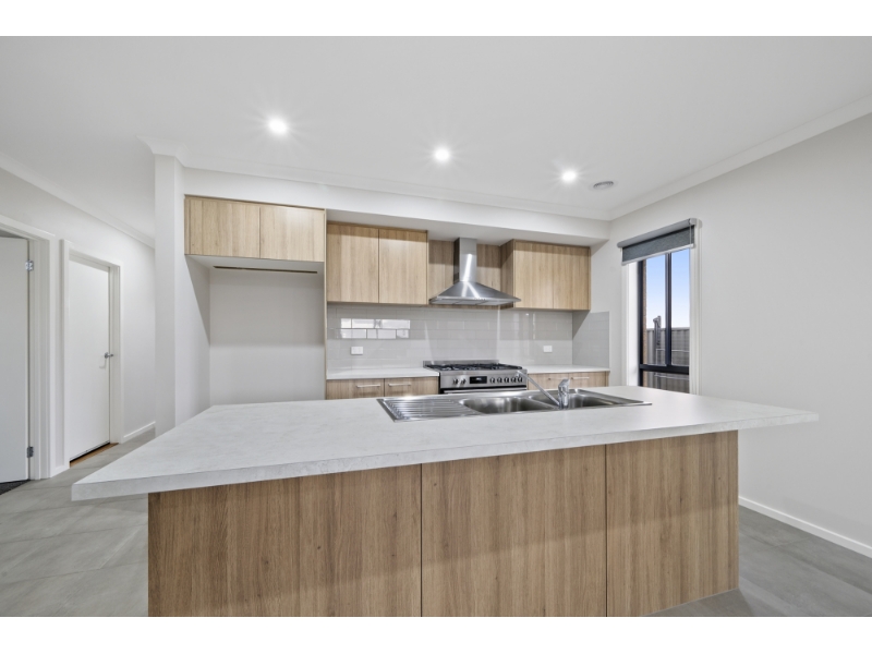 90 Messenger Parade, LUCAS House for rent Listed by Buxton Ballarat