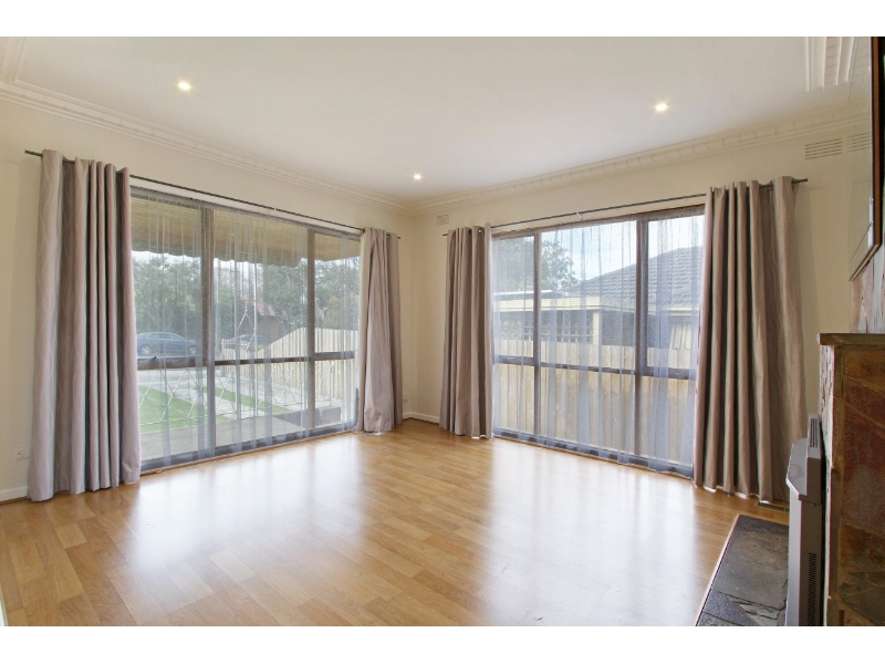 12 Silver Street, CHELTENHAM House for rent Listed by Emma Harrison