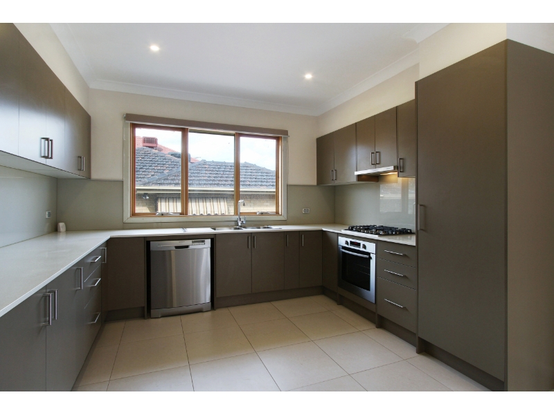 12 Silver Street, CHELTENHAM House for rent Listed by Emma Harrison