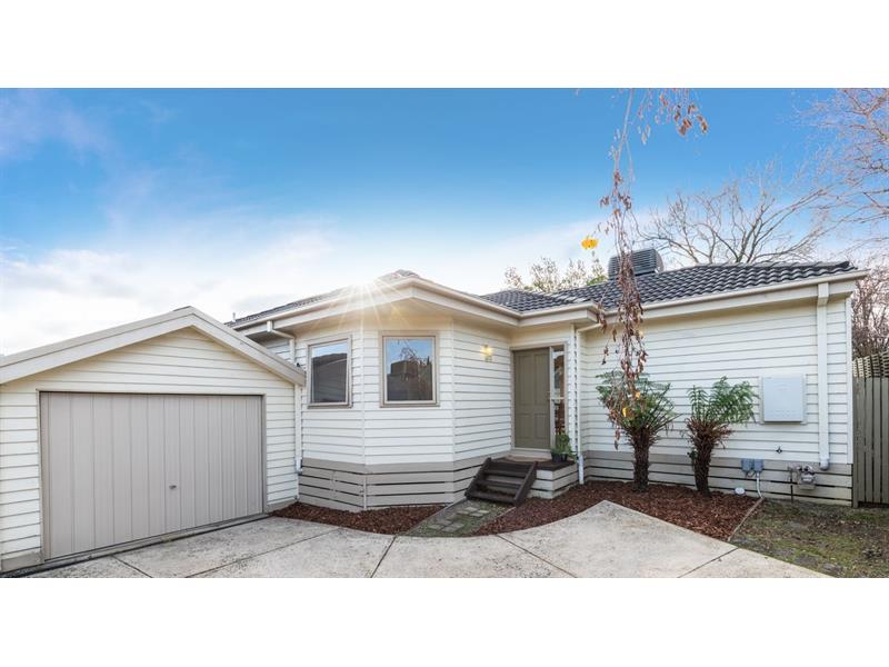 2/21 Esdale Street Blackburn VIC 3130