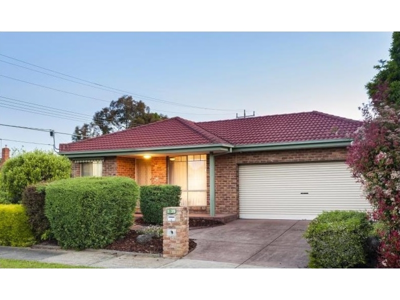 35 Edward Street, MACLEOD House for rent Listed by Bill Vlahos of