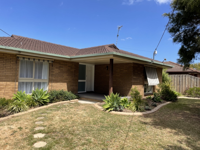 1 Corriedale Court BELMONT VIC 3216