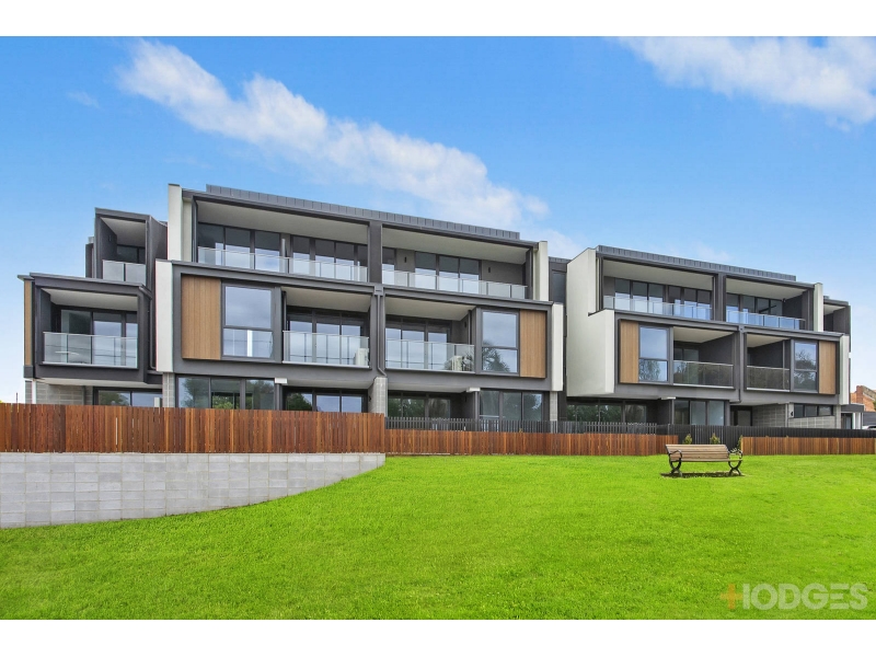 1/50 Bowlers Avenue Geelong West VIC 3218