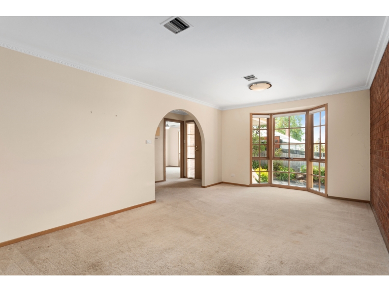 4/51 Lower Plenty Road, Rosanna House for rent Listed by Kiana Arriagada of Jellis Craig North