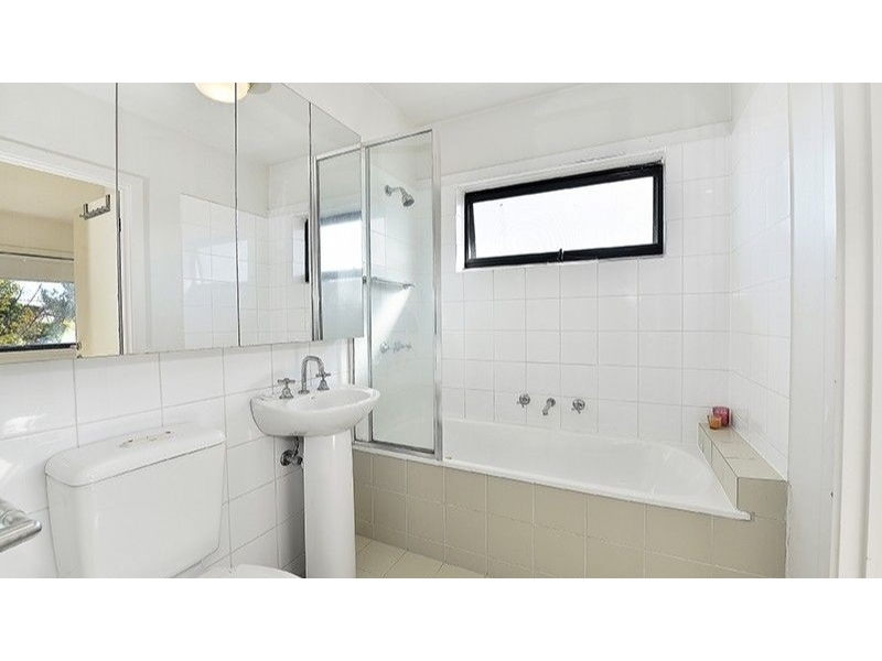 22/1 Monash Green Drive, CLAYTON Apartment for rent Listed by Tiffany