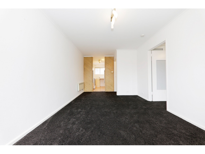 7/183 Napier Street, Essendon Apartment for rent Listed by Ankita