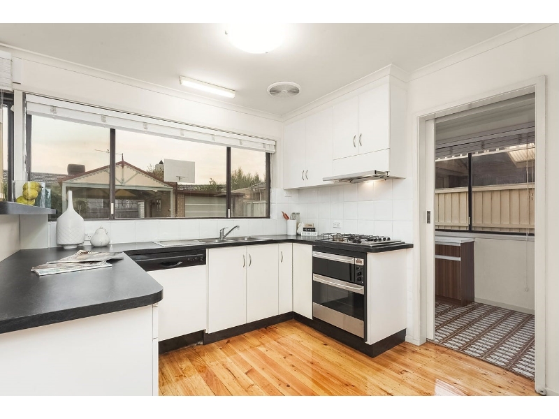 9 St Bernards Drive, Keilor East House for rent Listed by Kassandra Talajic of Nelson
