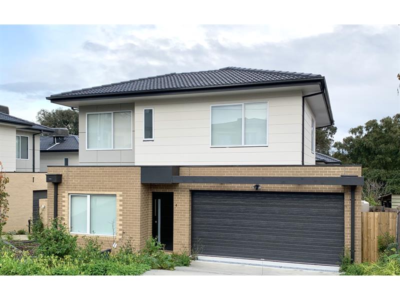 4/70-72 Russell Crescent DONCASTER EAST VIC 3109