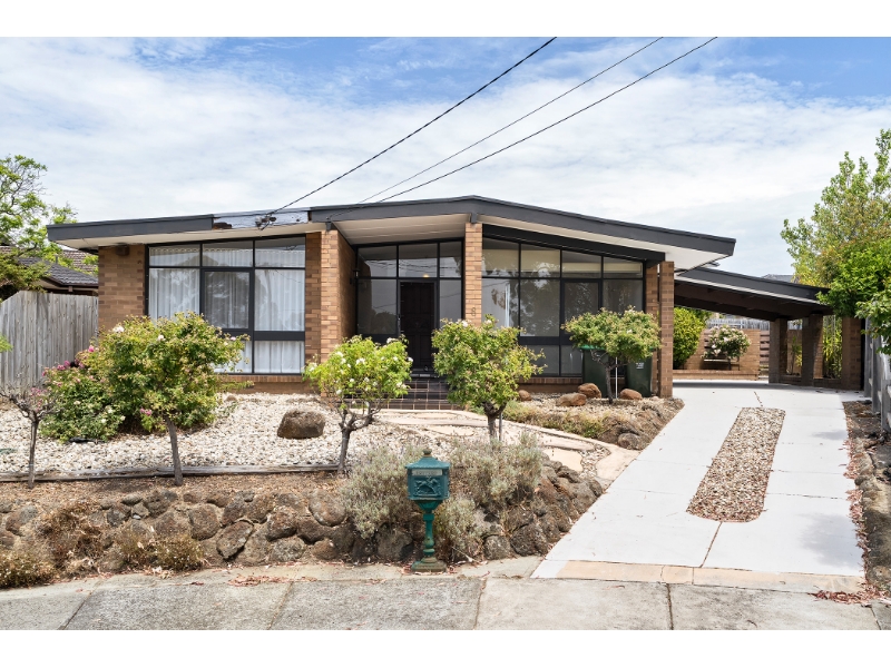 8 Heaton Court Burwood East VIC 3151