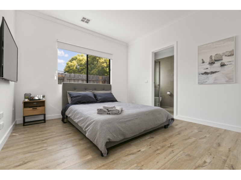Rooms/9 Miller Grove, Ringwood East Apartment for rent Listed by