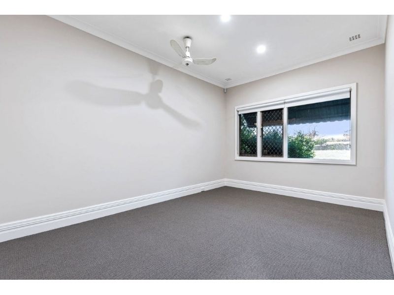 13 McGlinn Way, Cloverdale House for rent Listed by Caitlin