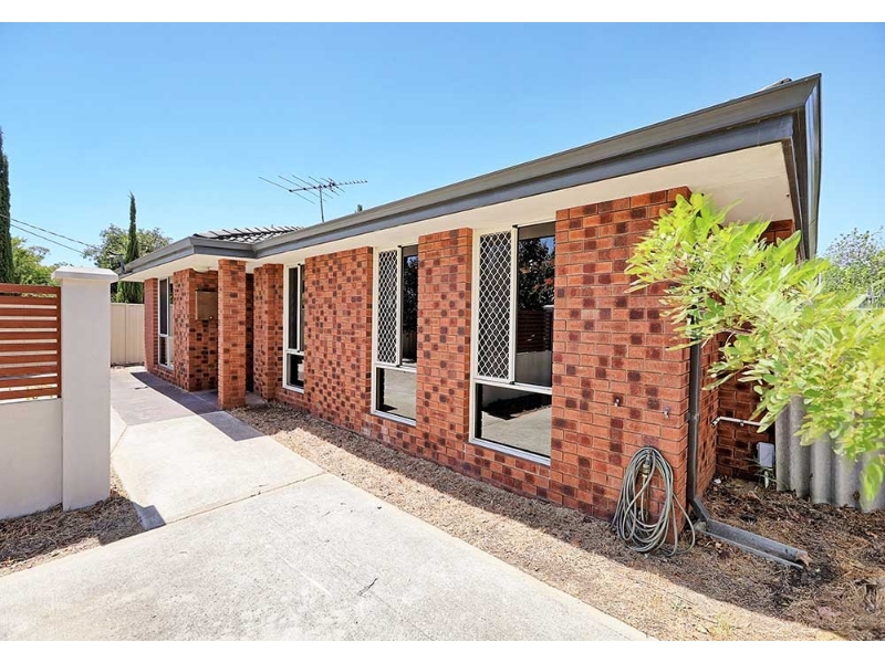 53 Agincourt Drive, Forrestfield House for rent Listed by Caitlin