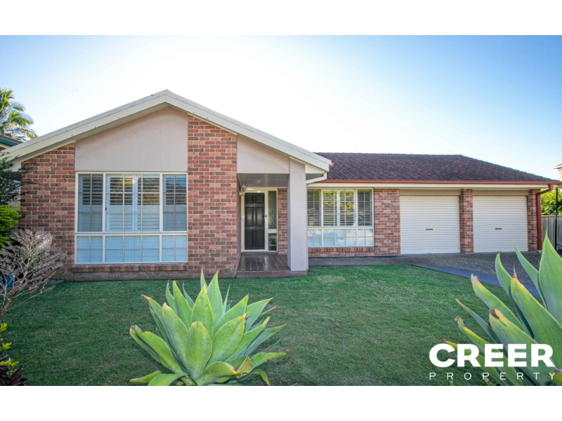 4 Parkwood Close, Tingira Heights House for rent Listed by Dayle