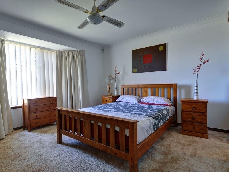 230 Timberlane Drive, Woodvale House for rent Listed by Joanne