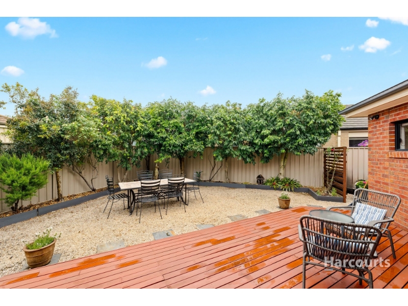 5 Braeside Walk, Caroline Springs House for rent Listed by Jaimee