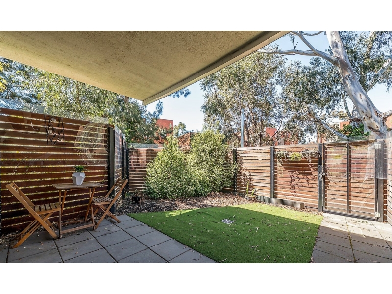 LG4/314 Pascoe Vale Road, Essendon Apartment for rent Listed by Chloe