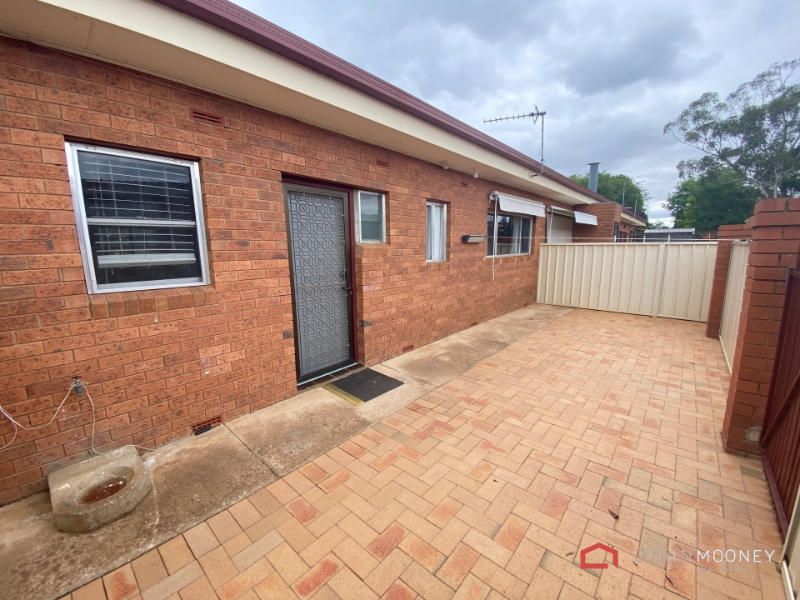 2/42 Inglis Street, Lake Albert Apartment for rent Listed by Renee