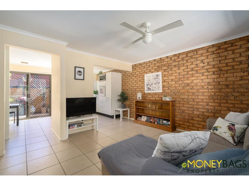 MoneyBags Property Rentals & Application Form MoneyBags Property