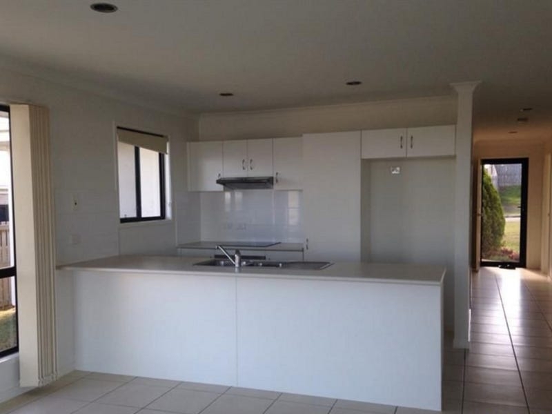 4 Angela Court, GRACEMERE House for rent Listed by Mr Real Estate Property Management of Mr