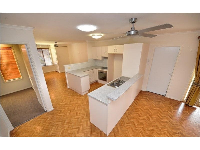 6/17 Meyenberg Court, Norman Gardens Apartment for rent Listed by Mr